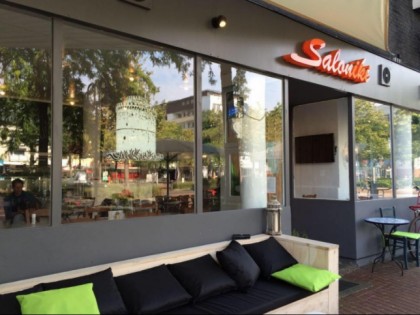照片: Saloniki Grill Haus